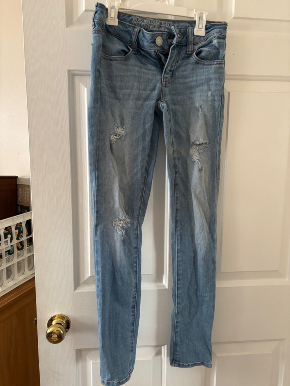 American Eagle Outfitters Light Blue Distressed jeggings